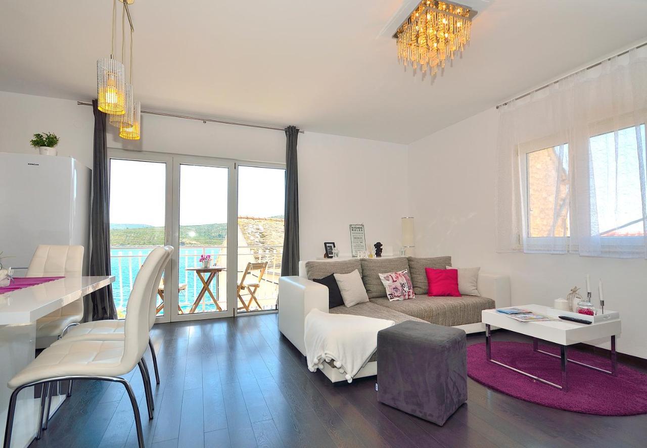 Apartman Staro Selo พรีมอชเตน ภายนอก รูปภาพ